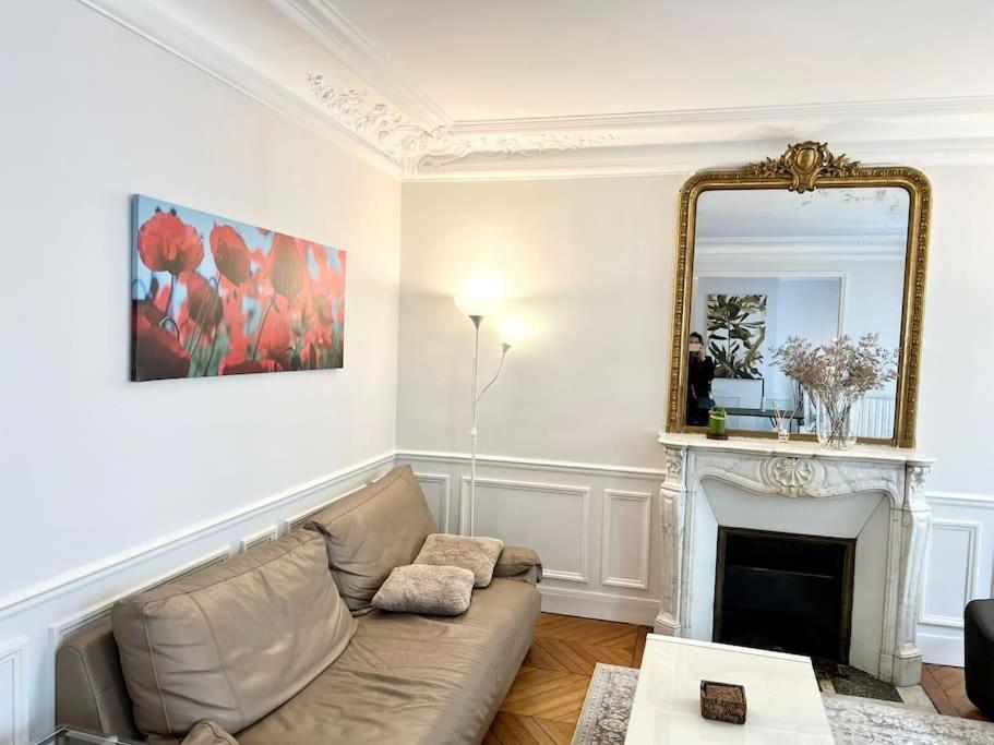 Constantinople Apartment *