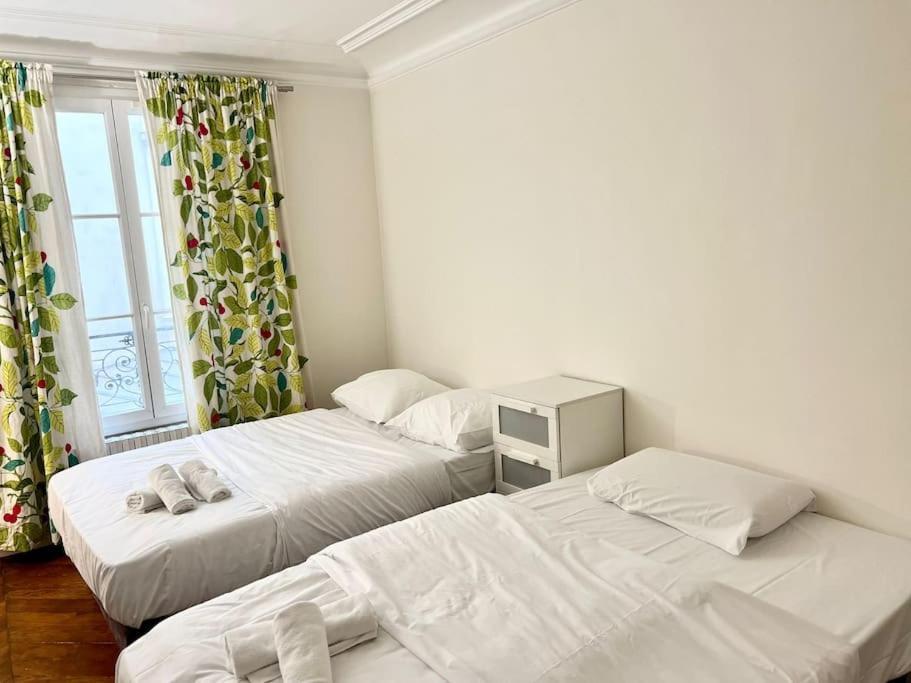 Constantinople Apartment *