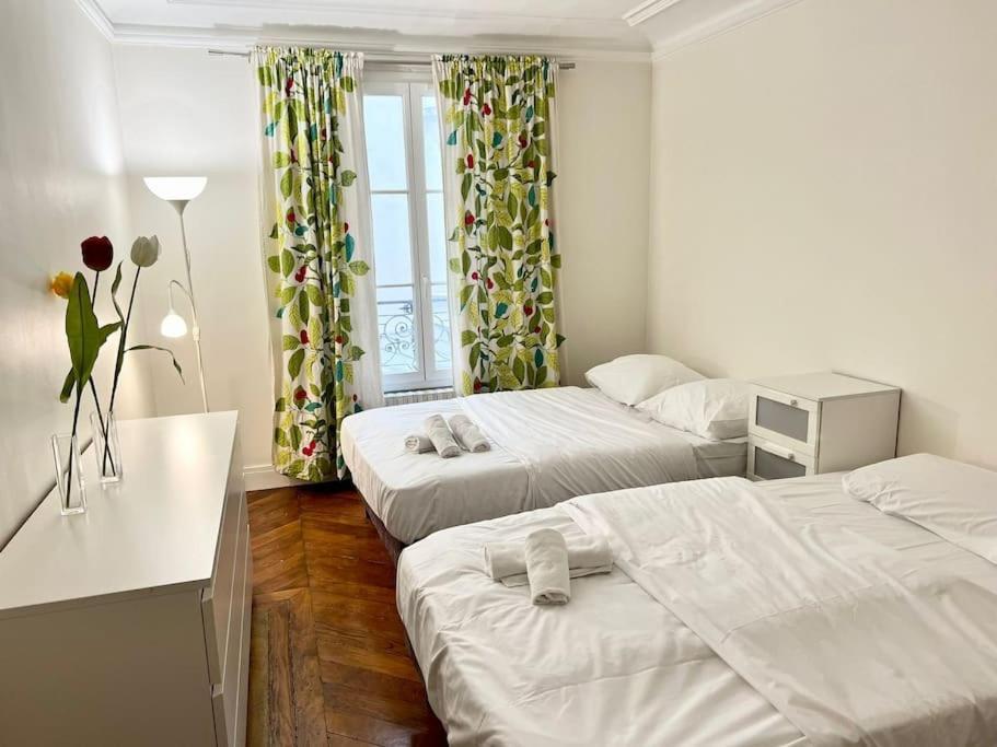 Constantinople * Parigi